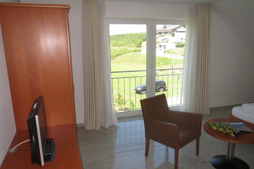 Gaestehaus Frohe Aussicht Kressbronn am Bodensee Exterior foto